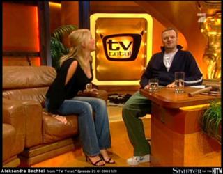 Aleksandra Bechtel feet photo 1
