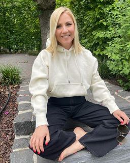 Aleksandra Bechtel feet photo 1