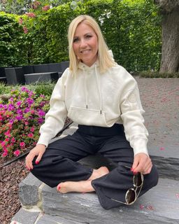 Aleksandra Bechtel feet photo 1
