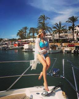 Aleksandra Ciupa feet photo thumbnail