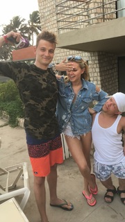 Aleksandra Ciupa feet photo thumbnail