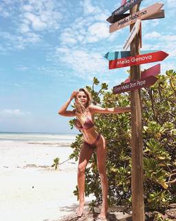 Aleksandra Ciupa feet photo thumbnail