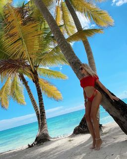 Aleksandra Ciupa feet photo thumbnail