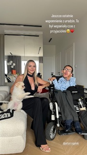 Aleksandra Ciupa feet photo thumbnail