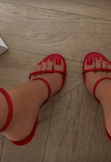 Aleksandra Ciupa feet photo 1