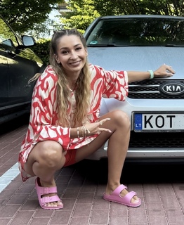 Aleksandra Kot feet photo 2