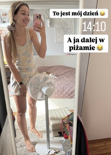 Aleksandra Kot feet photo 2