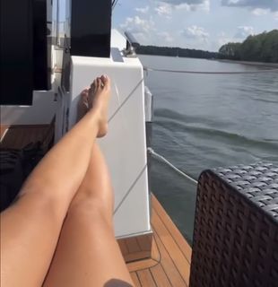 Aleksandra Kot feet photo 9