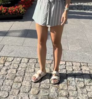 Aleksandra Kot feet photo 3