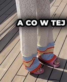 Aleksandra Kot feet photo 10