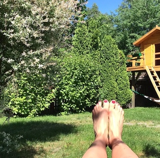 Aleksandra Poplawska feet photo 2