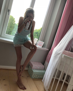 Alena Gerber feet photo 6