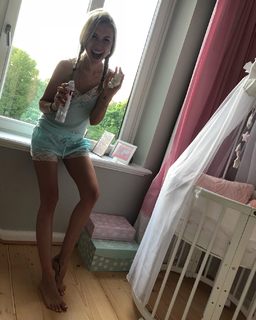 Alena Gerber feet photo 5