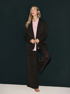 Alena Gerber feet photo 9