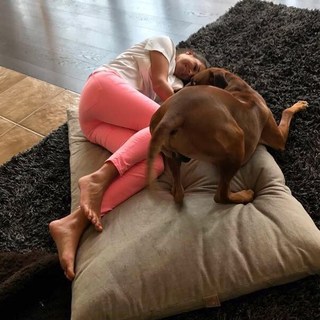 Alena Seredova feet photo thumbnail