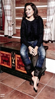 Alena Seredova feet photo thumbnail