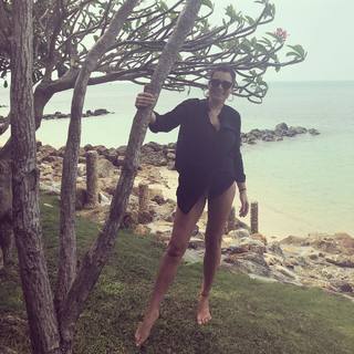 Alena Seredova feet photo thumbnail