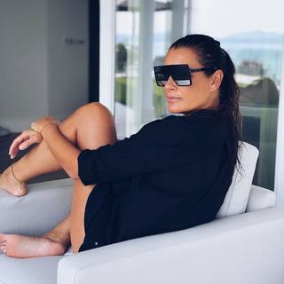 Alena Seredova feet photo thumbnail