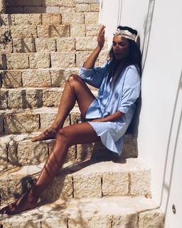 Alena Seredova feet photo thumbnail