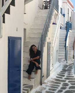 Alena Seredova feet photo thumbnail