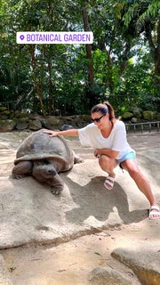 Alena Seredova feet photo thumbnail