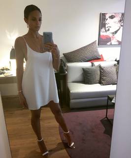 Alesha Dixon feet photo thumbnail