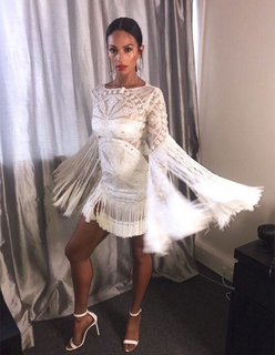 Alesha Dixon feet photo thumbnail