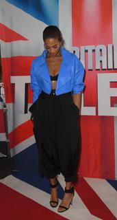 Alesha Dixon feet photo thumbnail