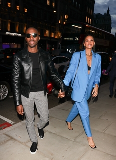 Alesha Dixon feet photo thumbnail