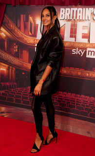 Alesha Dixon feet photo thumbnail