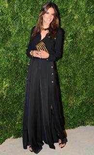 Alessandra Ambrosio feet photo thumbnail