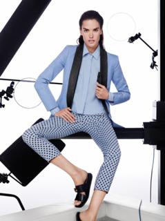 Alessandra Ambrosio feet photo thumbnail