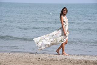 Alessandra Ambrosio feet photo thumbnail