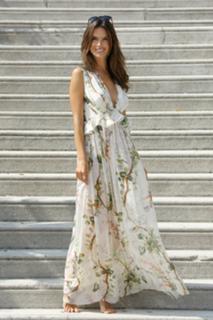 Alessandra Ambrosio feet photo thumbnail