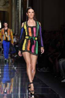 Alessandra Ambrosio feet photo thumbnail