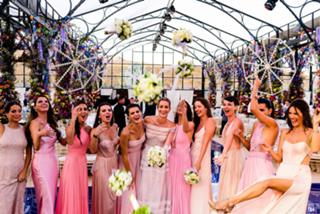 Alessandra Ambrosio feet photo thumbnail