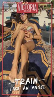 Alessandra Ambrosio feet photo thumbnail