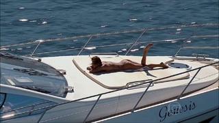 Alessandra Ambrosio feet photo thumbnail