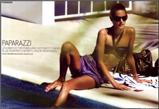 Alessandra Ambrosio feet photo thumbnail