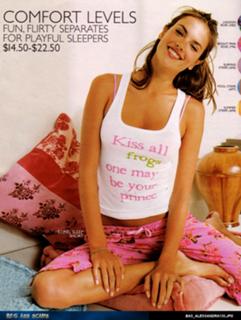 Alessandra Ambrosio feet photo thumbnail