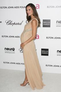 Alessandra Ambrosio feet photo thumbnail