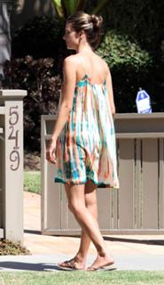 Alessandra Ambrosio feet photo thumbnail