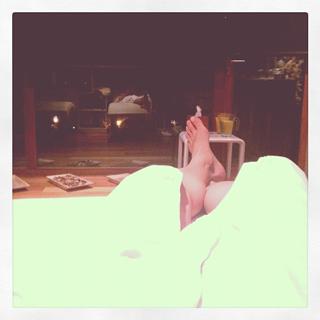 Alessandra Ambrosio feet photo thumbnail