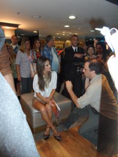 Alessandra Ambrosio feet photo thumbnail