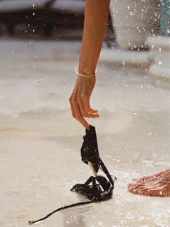 Alessandra Ambrosio feet photo 7
