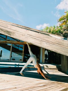 Alessandra Ambrosio feet photo 10