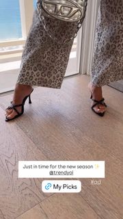 Alessandra Ambrosio feet photo 12