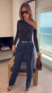 Alessandra Ambrosio feet photo 4