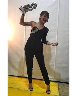 Alessandra Amoroso feet photo thumbnail