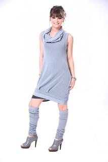 Alessandra Amoroso feet photo thumbnail